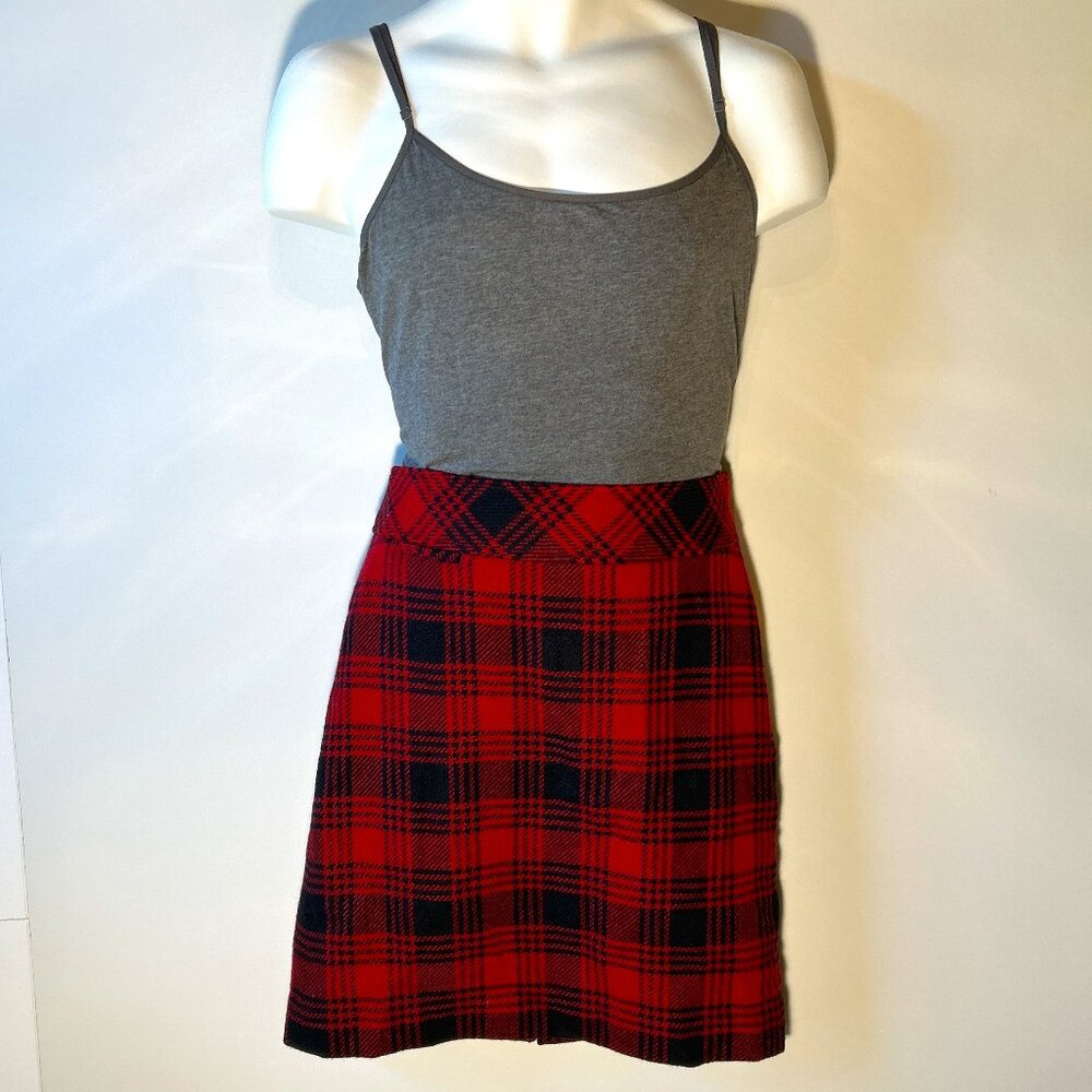 L.L.Bean SZ 6 Red & Black Wool Blend Plaid pencil skirt Career Classic Academia - Picture 2 of 7
